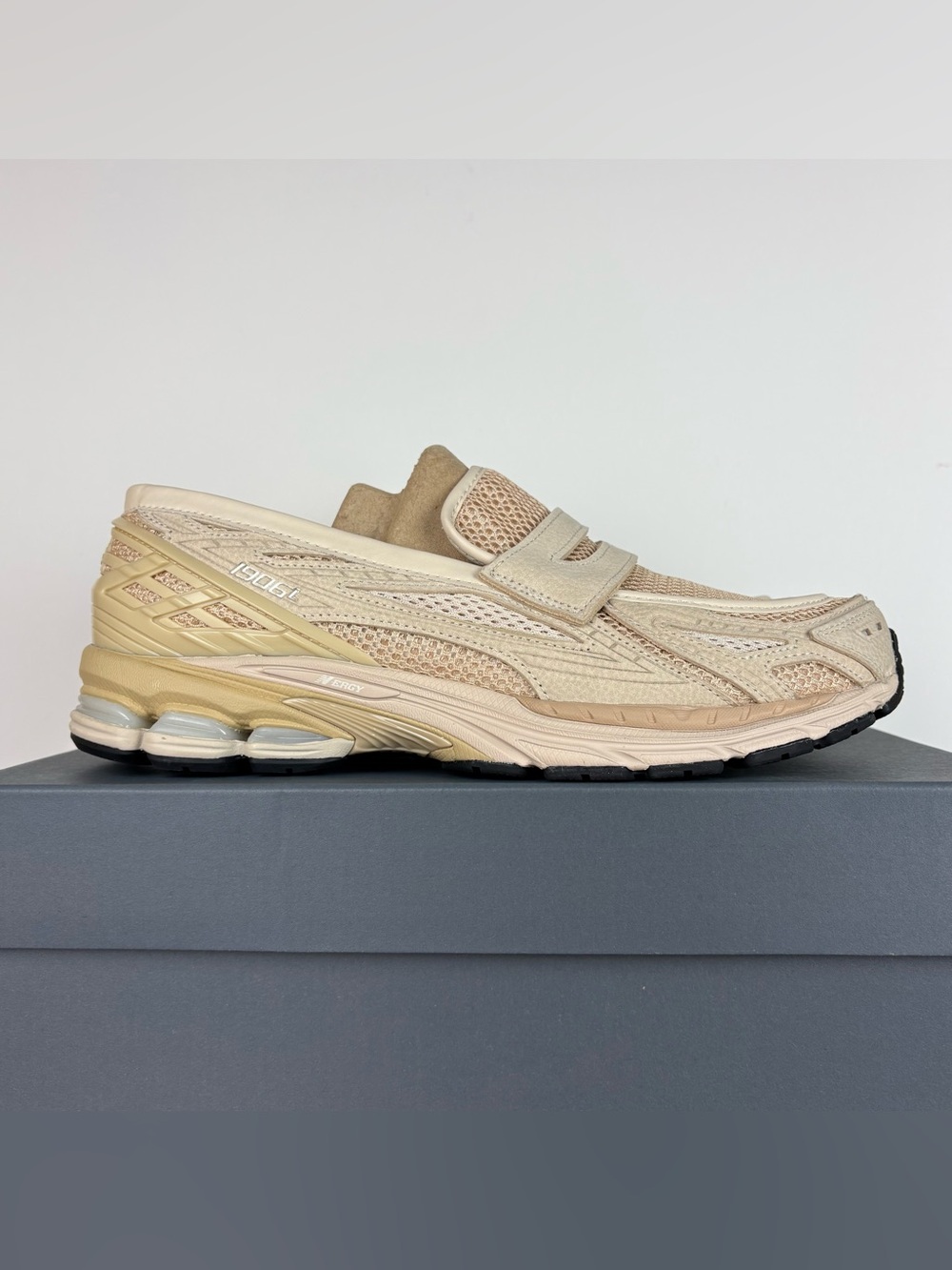 New Balance 1906L Loafer Lifestyle Shoes